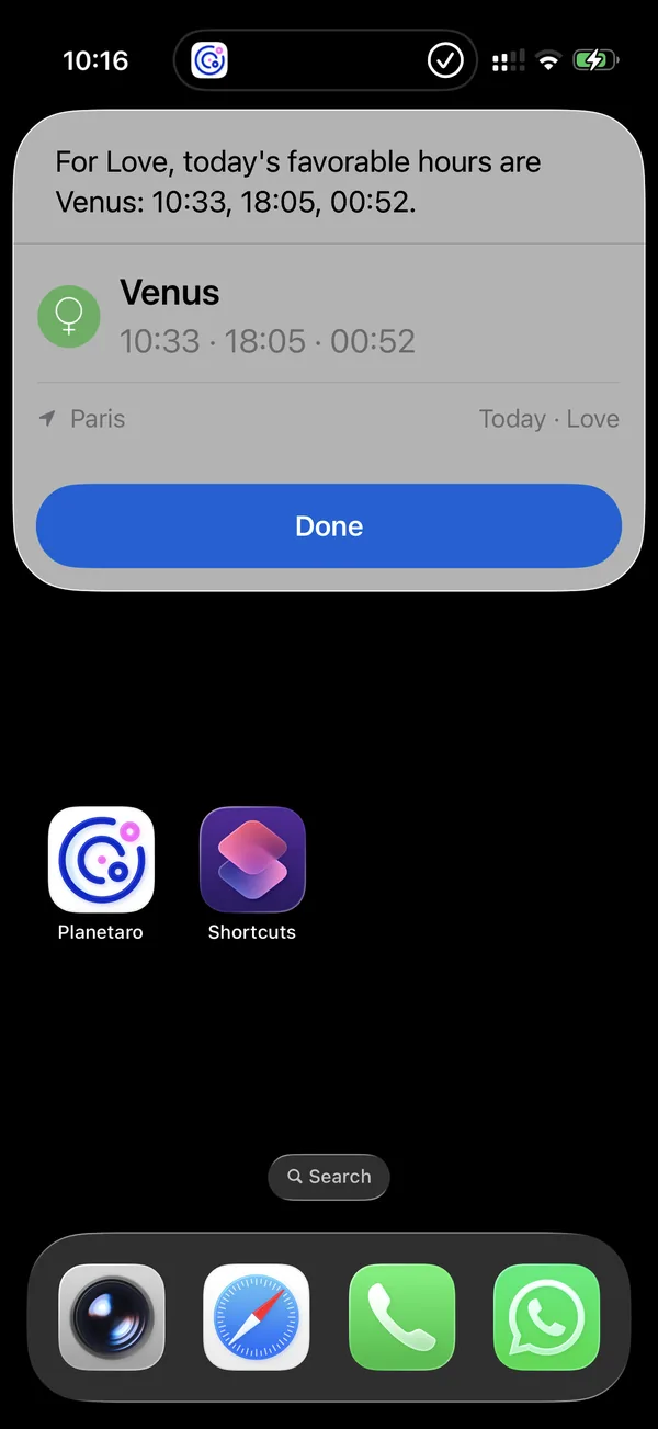 Siri answering the best hours for love: today's favourable hours are the Venus hours at 10:33, 18:05 and 00:52, shown on a Planetaro card with Paris and Today, Love in the footer